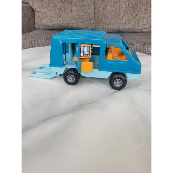 Vintage Fisher Price Mobile TV Van - Picture 2 of 5